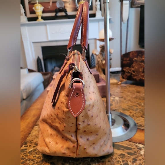Dooney & Bourke Ostrich embossed leather bag - Picture 4 of 12